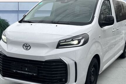 Toyota Proace (Verso) 4.000 km 47.990 &euro; Freising 85356