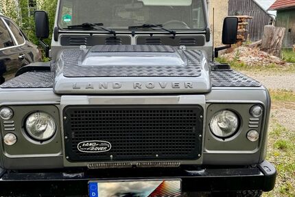 Land Rover Defender 153.000 km 37.900 &euro; Biberbach 86485