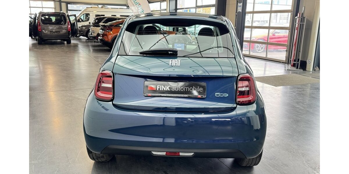 Fiat 500e Action Carplay Android Automatik 1.Hand 11.400 km 13.120 &euro; Lich 35423