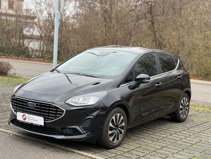 Ford Fiesta 22.405 km 17.790 € Mosbach 74821