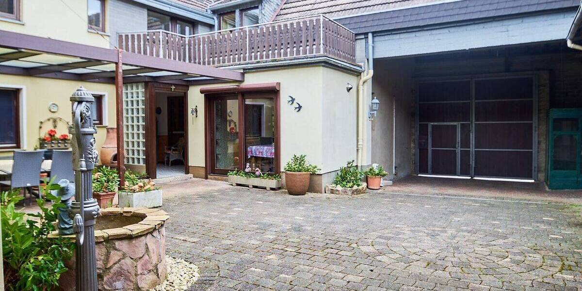 Mehrfamilienhaus, Wohnhaus Bornheim - 7 Zimmer, 182 m&sup2;, 550.000&euro; | Angebot:26361524