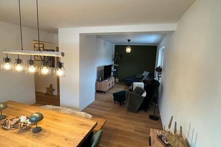 Wohnung Rühen - 3 Zimmer, 86 m&sup2;, 800&euro; | Angebot:25512119