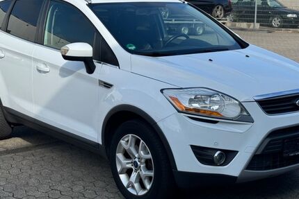 Ford Kuga 128.300 km 9.950 € Bornheim 53332