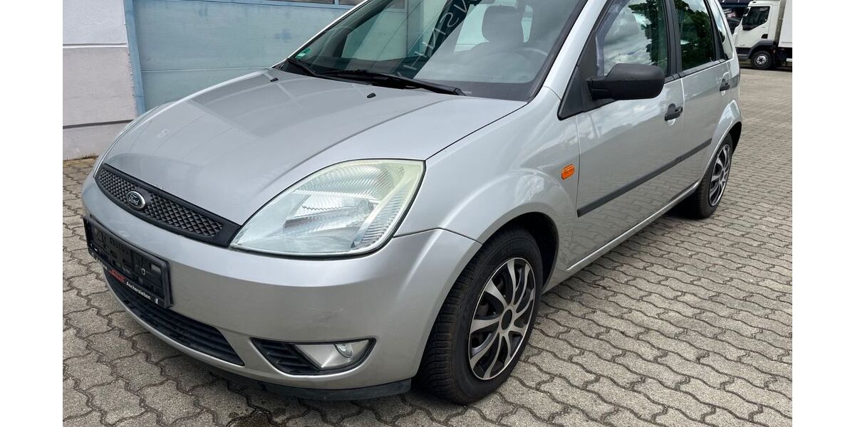 Ford Fiesta 94.100 km 1.590 &euro; Aschersleben 06449