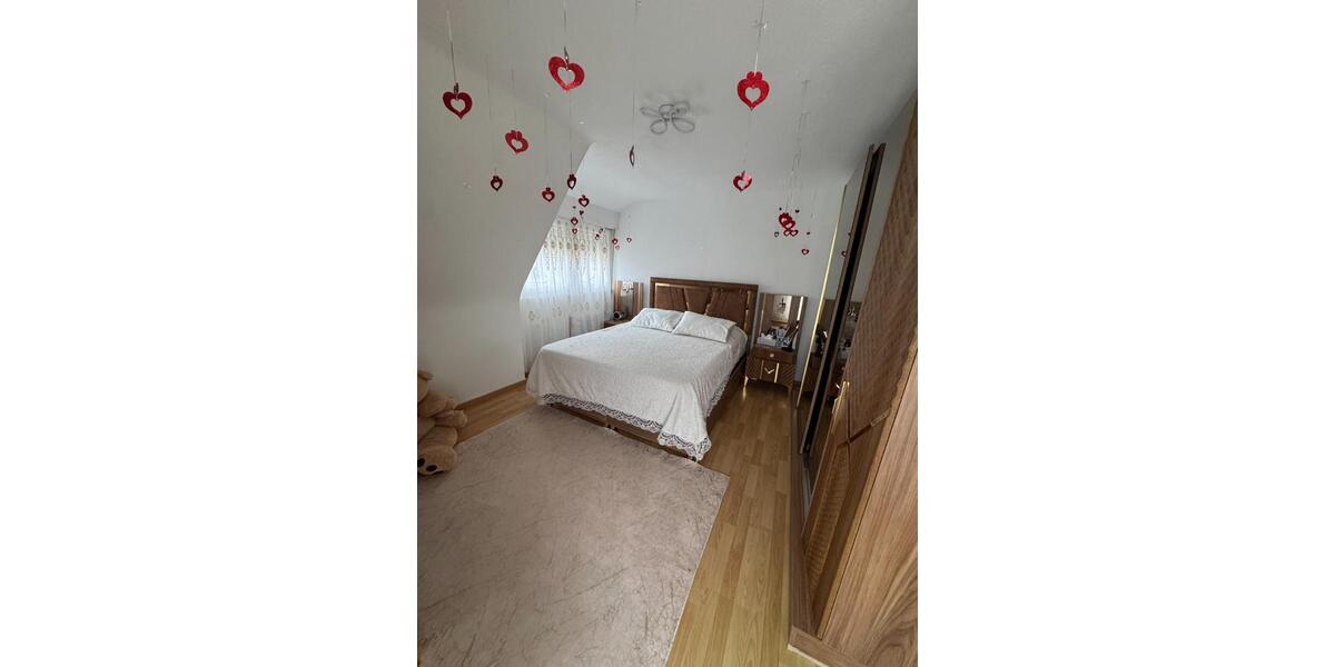 Mehrfamilienhaus, Wohnhaus Heilbronn Frankenbach - 6 Zimmer, 140 m&sup2;, 370.000&euro; | Angebot:24527394