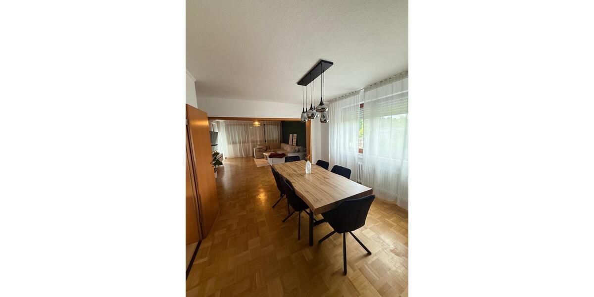 Etagenwohnung Augustdorf - 4 Zimmer, 105 m&sup2;, 1.000&euro; | Angebot:26414685