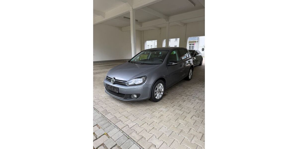 VW Golf 111.000 km 6.800 &euro; Chemnitz 09131