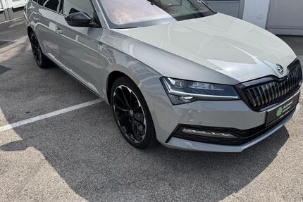 Skoda Superb 86.990 km 26.440 &euro; Roth 91154