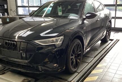 Audi e-tron 27.908 km 31.645 &euro; Hagen 58091