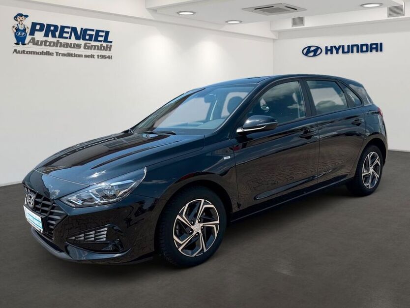 i30