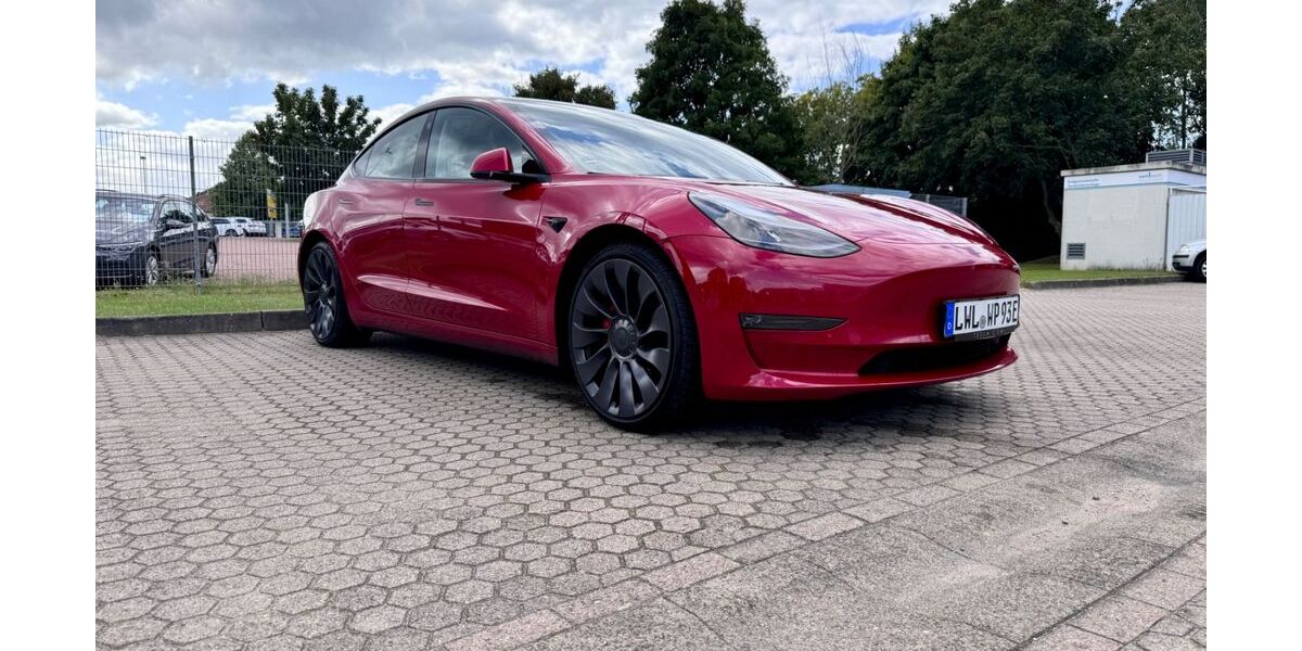 Tesla Model 3 83.700 km 29.500 &euro; Vielank 19303