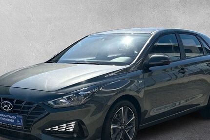 Hyundai i30 28.650 km 20.330 &euro; Rüsselsheim 65428