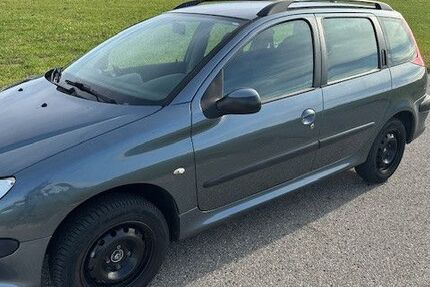Peugeot 206 185.000 km 2.300 &euro; Traunstein 83278