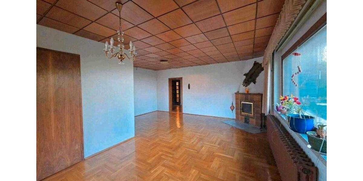 Einfamilienhaus Elsterwerda - 5 Zimmer, 200 m&sup2;, 198.000&euro; | Angebot:26258953