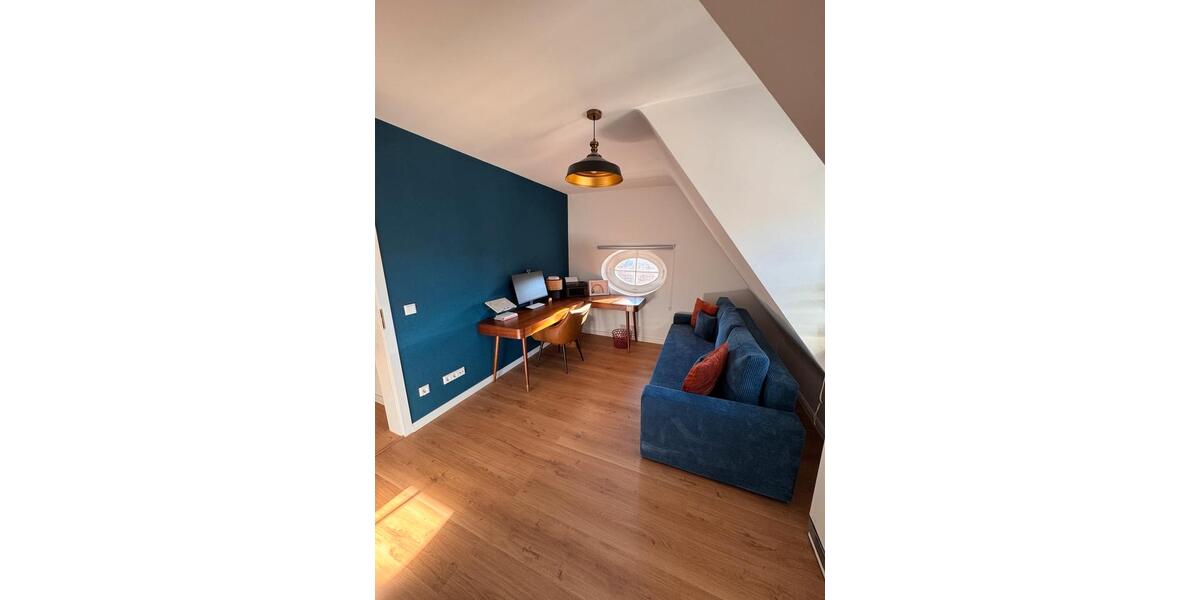 Dachgeschoßwohnung Ispringen - 4.5 Zimmer, 106 m&sup2;, 360.000&euro; | Angebot:25304743