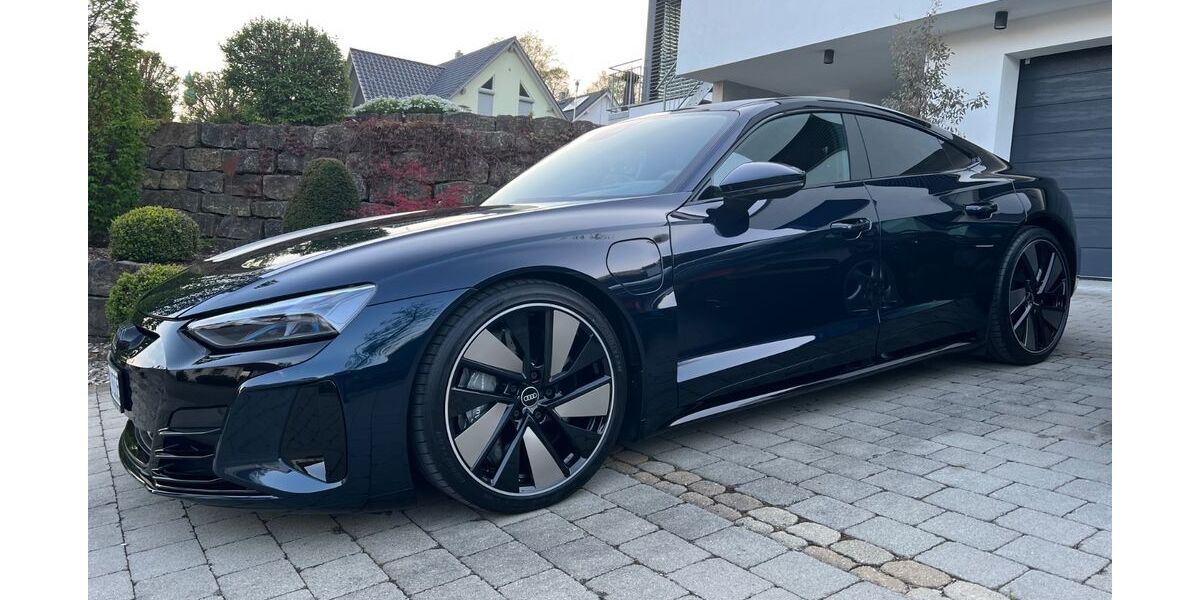 Audi RS e-tron GT 36.400 km 64.000 &euro; Ehingen 89584