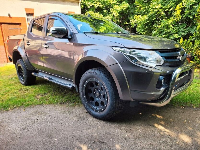 L200
