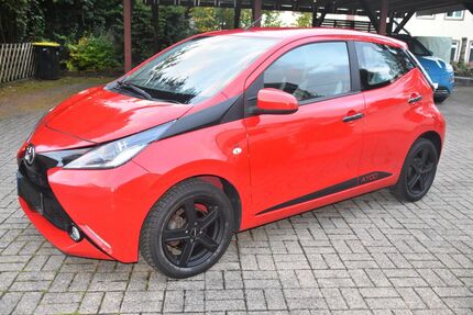 Toyota Aygo (X) 130.315 km 5.250 € Ottweiler 66564
