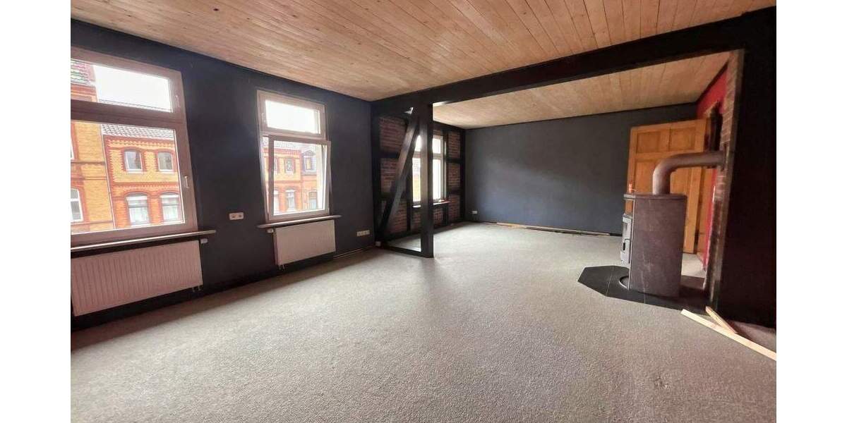 Etagenwohnung Eschwege - 6 Zimmer, 160 m&sup2;, 140.000&euro; | Angebot:25730302