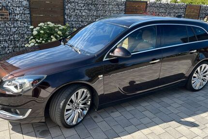 Opel Insignia 136.552 km 10.490 &euro; Grebenhain Hochwaldhausen 36355
