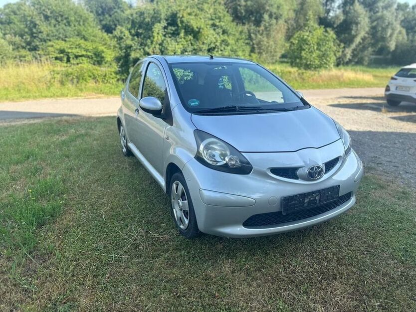 Aygo (X)