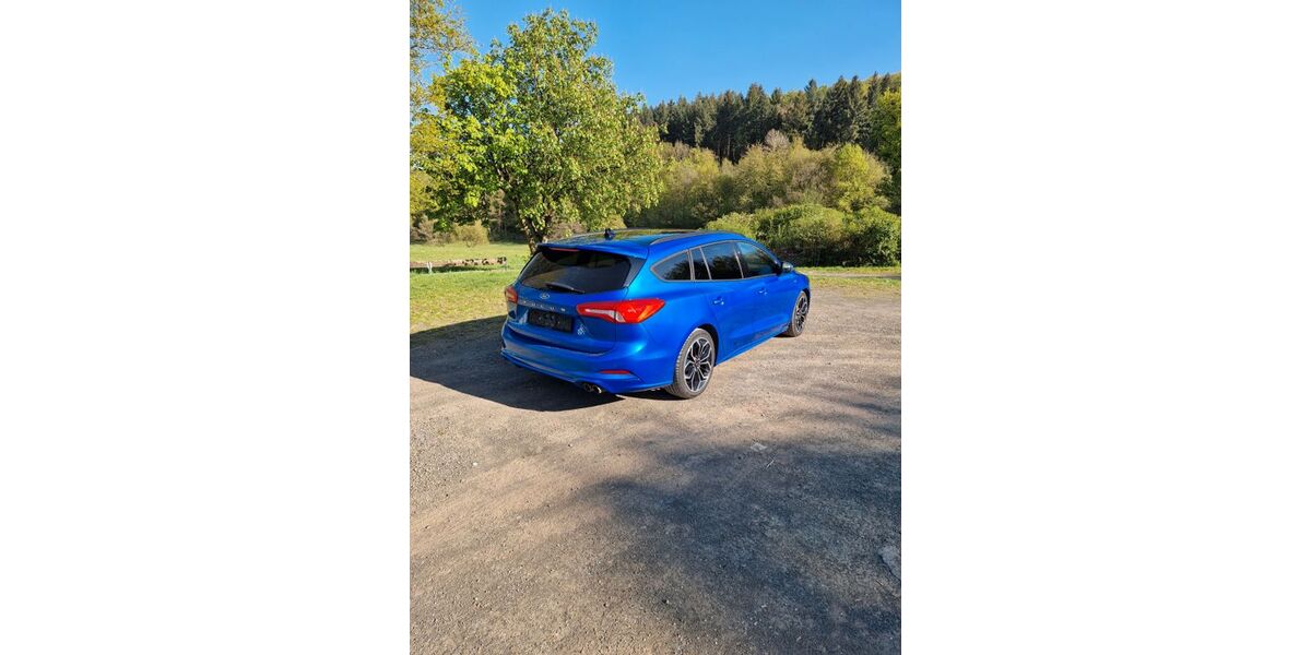 Ford Focus 125.000 km 17.300 &euro; Herborn 35745