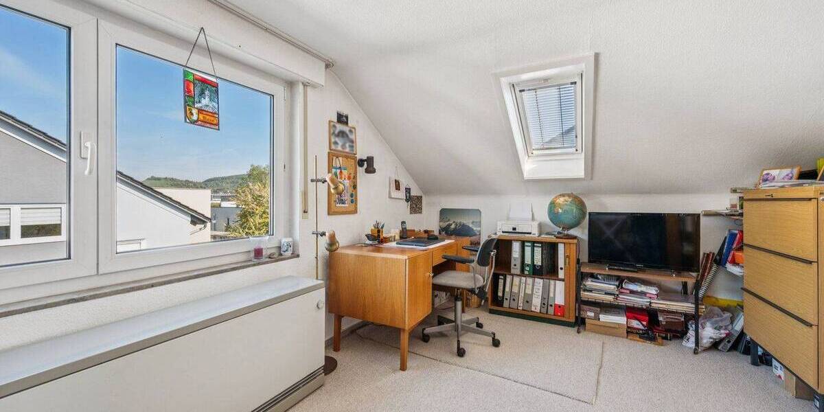 Mehrfamilienhaus, Wohnhaus Geradstetten Geradstetten - 7 Zimmer, 142 m&sup2;, 549.000&euro; | Angebot:26402311