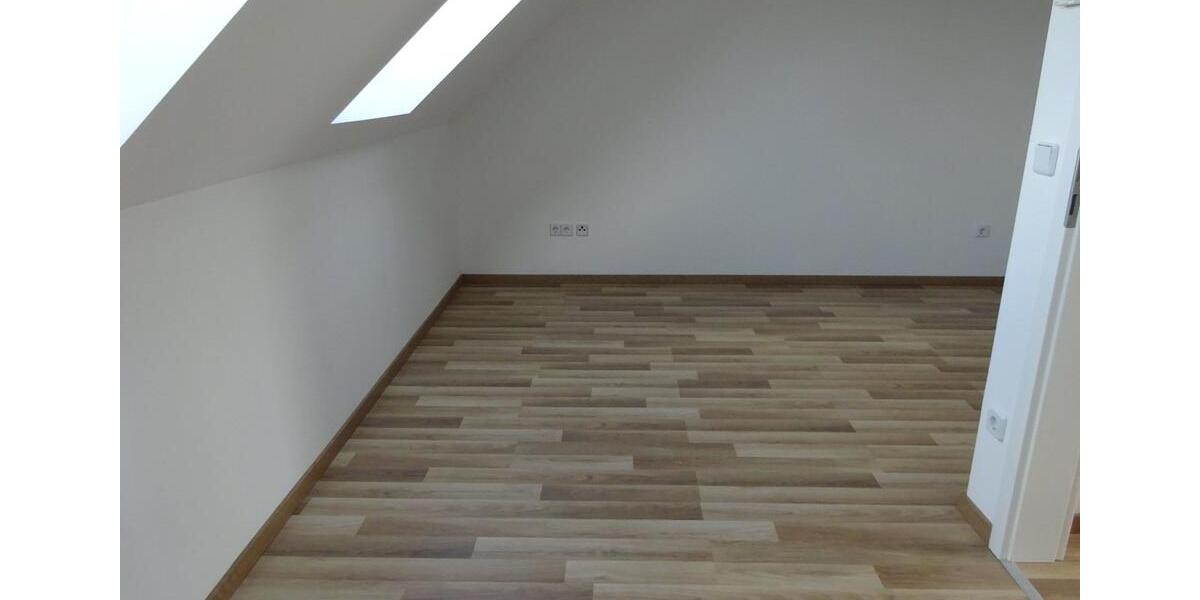 Reihenhaus Delitzsch - 5 Zimmer, 142 m&sup2;, 1.499&euro; | Angebot:26129553