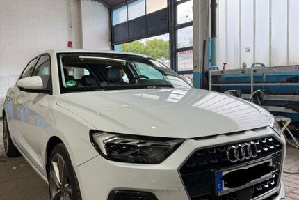Audi A1 88.000 km 18.800 € Oberhausen 46149