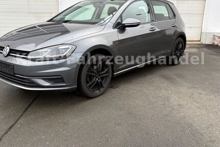 VW Golf 66.000 km 13.199 &euro; Lugau 09385