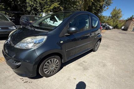 Peugeot 107 125.000 km 2.500 &euro; Bonn 53123