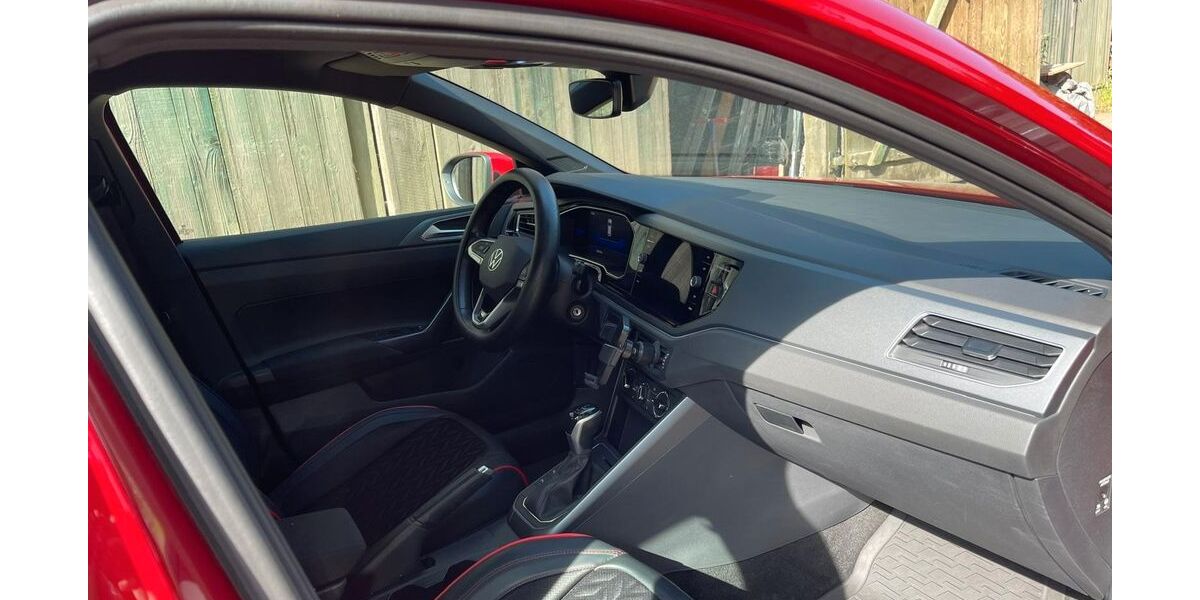 VW Taigo 74.000 km 20.400 &euro; Hamburg 21079