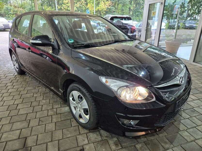 Hyundai i30 61.600 km 6.390 € Bad Berneck 95460