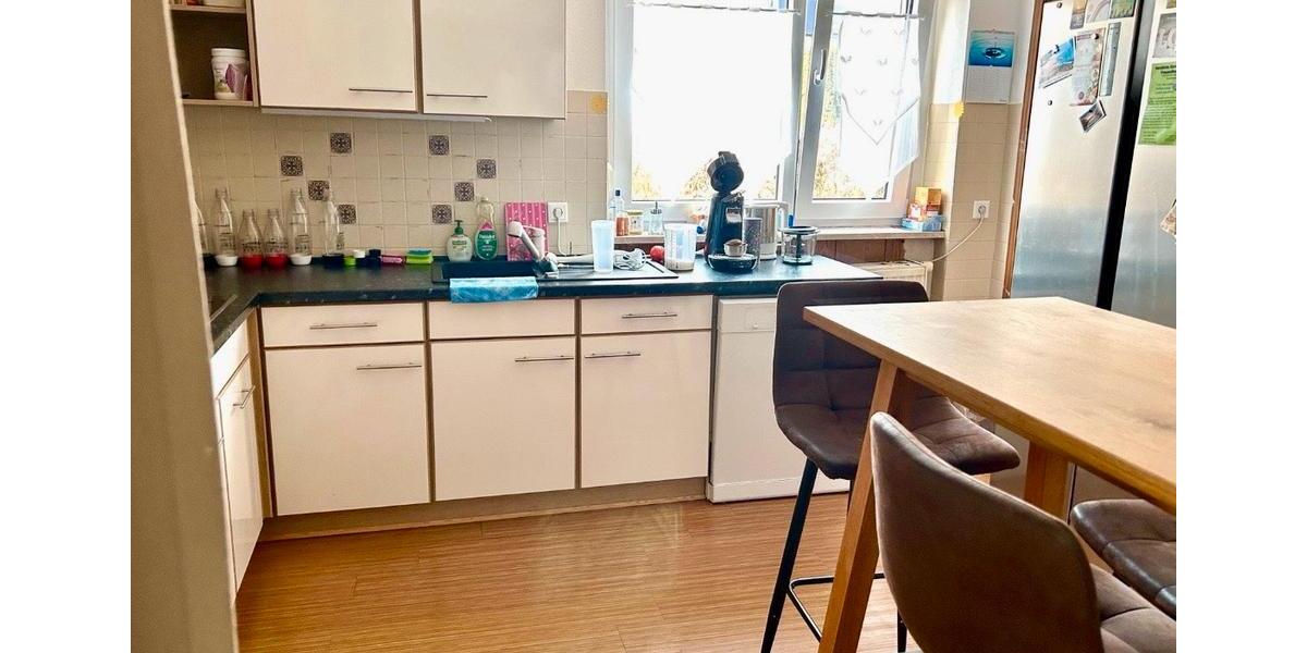 Einfamilienhaus Elfershausen - 5 Zimmer, 145 m&sup2;, 1.200&euro; | Angebot:25942049