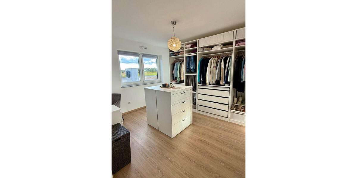 Geräumige 4-Zi Gartenwohnung in Hagenbüchach 4 zimmer