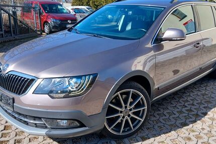 Skoda Superb 195.807 km 9.990 &euro; Rochlitz 09306