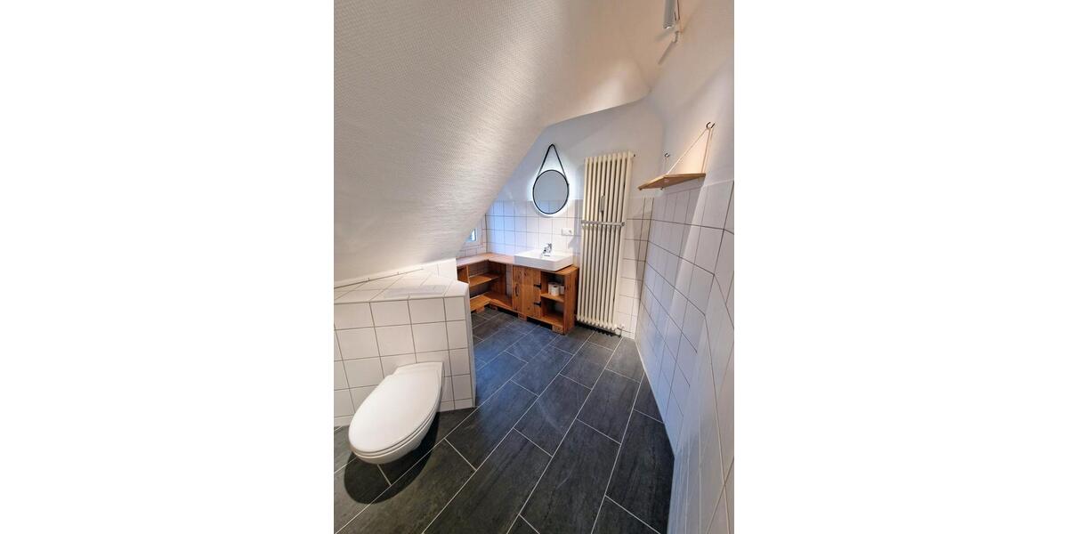 Dachgeschoßwohnung Coburg - 4.5 Zimmer, 96 m&sup2;, 940&euro; | Angebot:26137416