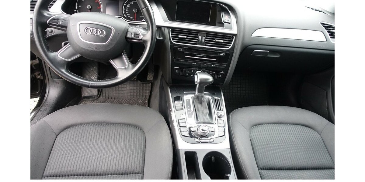 Audi A4 Attraction Autom. Navi PDC Bi-Xenon Sitzheizung 211.800 km 8.950 &euro; Neumarkt/OPf 92318