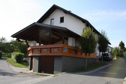 Schöne 3Zimmerwohnung mit riesiger überdachter Terrasse 3 zimmer