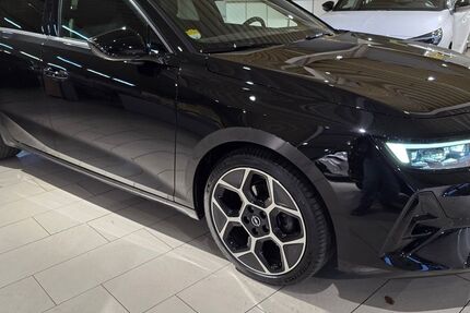 Opel Astra 5.205 km 26.900 &euro; Brühl 50321