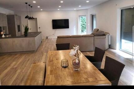 Modernes Zweifamilienhaus mit Einliegerwohnung 4 zimmer