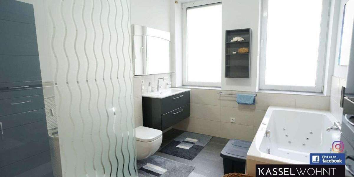 Etagenwohnung Kassel Mitte - 4 Zimmer, 120 m&sup2;, 295.000&euro; | Angebot:25628462