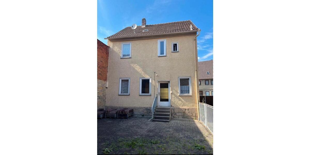 Einfamilienhaus Ostheim vor der Rhön Ostheim v.d.Rhön - 6 Zimmer, 82 m&sup2;, 99.000&euro; | Angebot:24859565