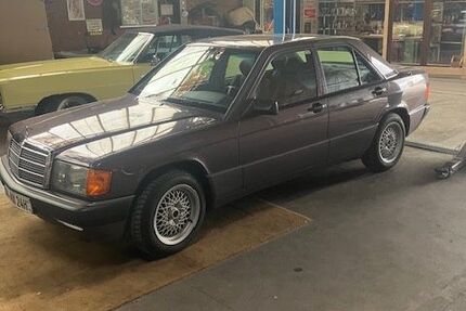 Mercedes-Benz 190 76.000 km 9.799 &euro; Bremen 28719