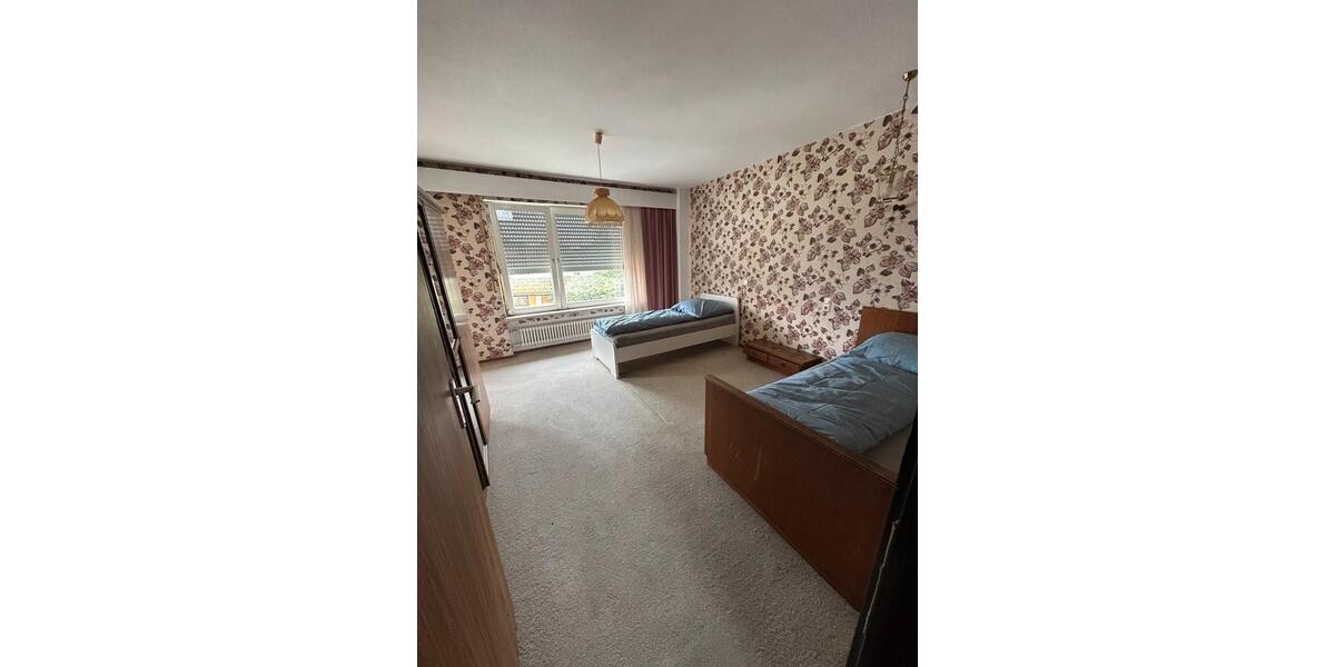 Einfamilienhaus Pöttmes - 17 Zimmer, 300 m&sup2;, 3.000&euro; | Angebot:26086427