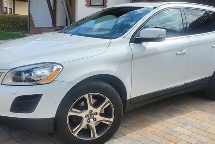 Volvo XC60 173.000 km 12.500 € Gera 07554