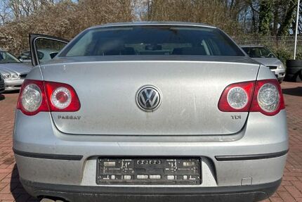 VW Passat 368.000 km 2.400 &euro; Lübeck 23560