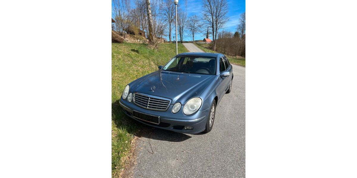 Mercedes-Benz E 240 244.809 km 5.500 &euro; Geiersthal 94244