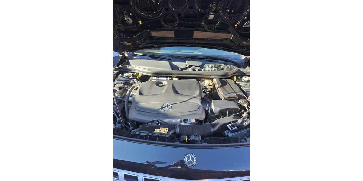 Mercedes-Benz GLA 180 63.000 km 16.000 &euro; Uder OT Lenterode 37318