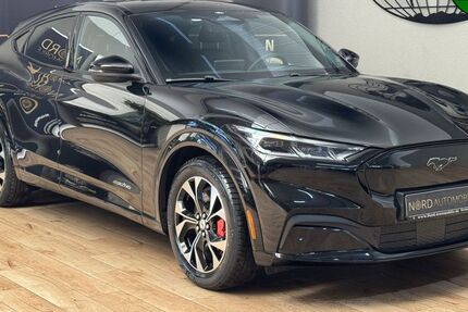 Ford Mustang Mach-E 3.381 km 35.990 &euro; Rastede/ Wahnbek 26180